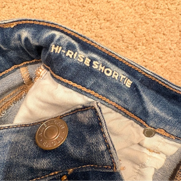 American Eagle Hi Rise Shortie Distressed Denim Shorts Womens Size 10 Festival - Picture 6 of 11